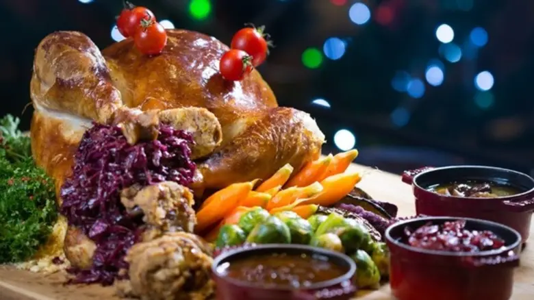 ห้องอาหารซีซั่นนอล เทสท์ส โรงแรม เดอะ เวส...