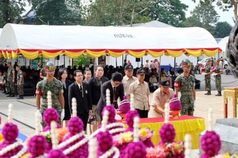 RBRU " วันสมเด็จพระเจ้าตากสินมหาราชทรงกู้ชาติ " มรภ.รำไพพรรณี จันทบุรี เข้าร่วมวางพานพุ่มงานสดุดีวีรกรรม ครั้งที่ 13