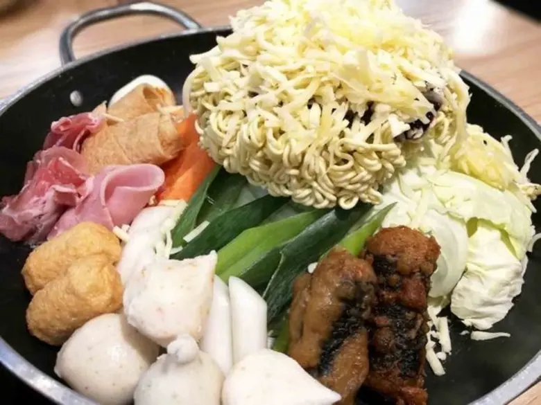 คุณอัญชลี ลิ้มเล็งเลิศ กรรมการผู้จัดการ บจ.ไอด้อลฟู...