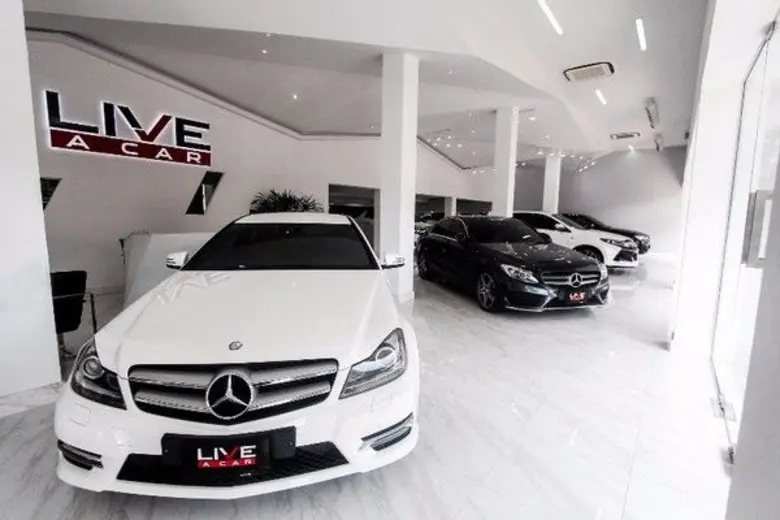 “Live A Car”สวรรค์ของคนรักรถ ดูแลระดับพรีเมี่ยม