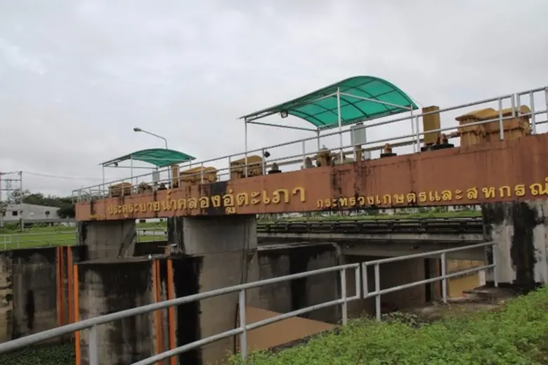 องคมนตรี ตรวจเยี่ยมและติดตามการดำเนินงานโครงการบรรเทาอุทกภัยอำเภอหาดใหญ่ ฯ จังหวัดสงขลา