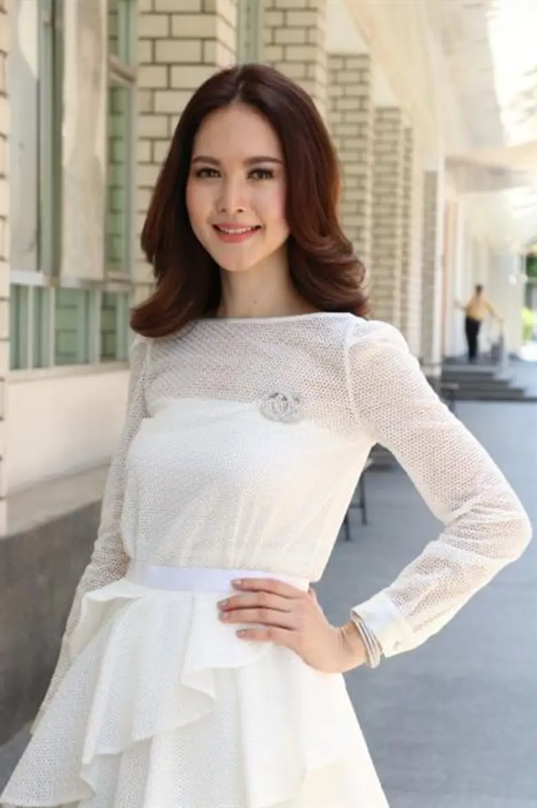 “เอก รังสิโรจน์” ควง 3 สาว พักบู๊ยกทีม “ทิวลิปทอง” พบปะแฟน ๆ ใกล้ชิดวันเสาร์ที่ 11 พฤศจิกายนนี้ ณ ตลาดบางน้ำผึ้ง