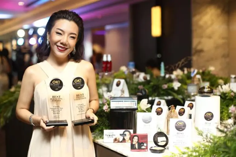 นาทีนี้เมคอัพแบรนด์ไหนๆ ก็ไม่มีใครแรงเท่า...