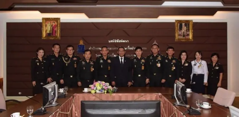 นายดนุชา สินธวานนท์ เลขาธิการ กปร. ให้การ...