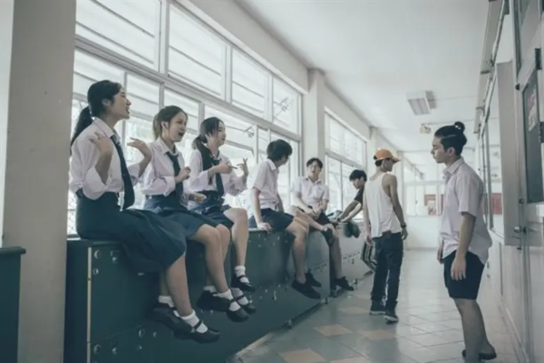 “ปล่อย” ความอ้างว้างที่จะหยุดเวลาของทุกคนเอาไว้ จาก Clockwork Motionless