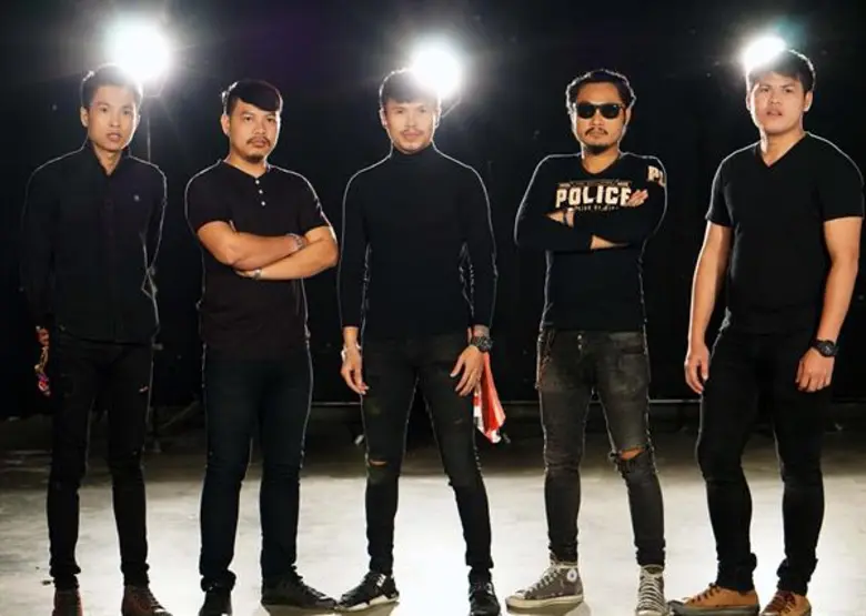 วงฮาร็อค สุดปลื้มใจ  แฟนเพลงอีสานให้การต้อนรับ ซิงเกิ้ลใหม่ โสเจ็บ อย่างอบอุ่น