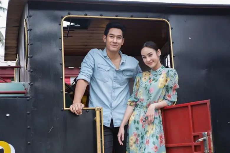 “อ๋อม-นาว-แอนดรูว์-เบนซ์” ชวนเปิดทริปสุดวินเทจกับ “ละอองดาว” ใน “สปอตไลท์ ออนทีวี” วันพุธที่ 15 พฤศจิกายน เวลา 23.10 น. ช่อง 7 สี