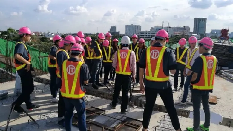 วันที่ 10 พฤศจิกายน 2560 การรถไฟฟ้าขนส่งม...