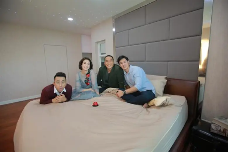 ทีวีไกด์: รายการ “THE GUEST (เดอะ เกสท์) ตีสนิทคนดัง” เปิดบ้านเจ้าพ่อแห่งศาสตร์ตัวเลข “แมน การิน” พาชมห้องดูหนังสุดอลังการราคากว่าครึ่งล้าน