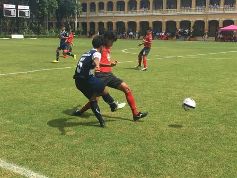 “แชมป์กีฬา 7 สี แชมเปียน คัพ 2017” รอบ 10 ทีมสุดท้าย ทีมเต็ง สุรศักดิ์มนตรี ชนะ รร.กีฬาจ.ขอนแก่น