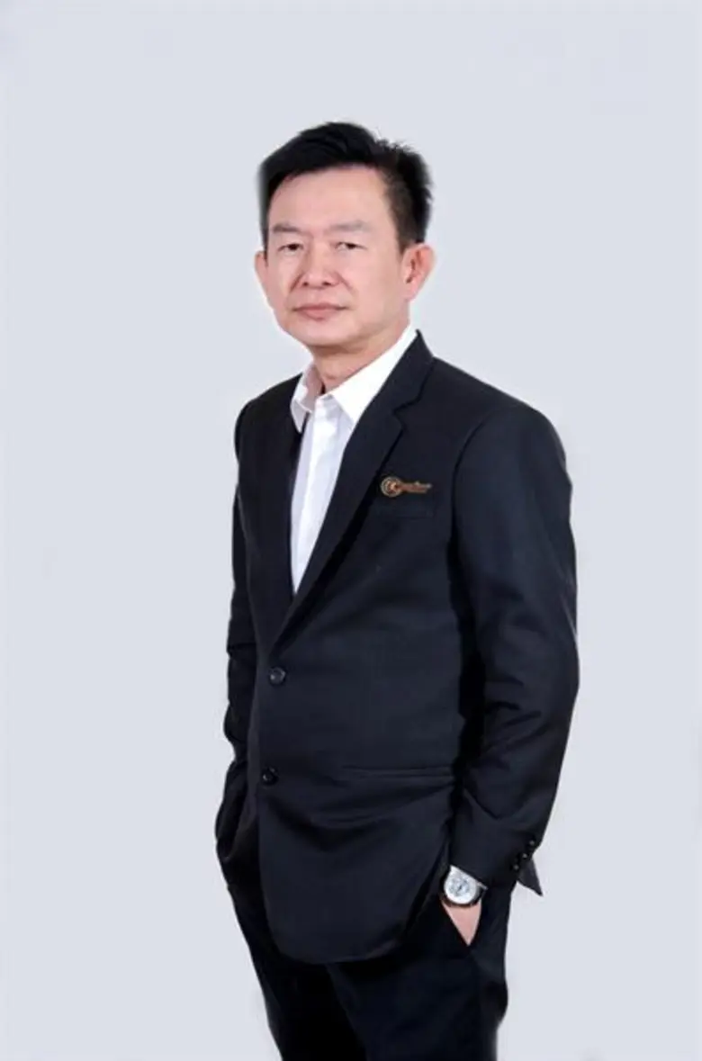 นายวิสิทธิ์ พึ่งพรสวรรค์ กรรมการผู้จัดการ...