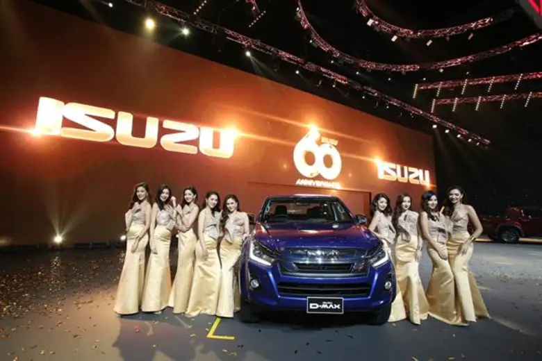 อีซูซุฉลอง 60 ปีทองแห่งความสำเร็จที่ยิ่งใหญ่ มุ่งมั่นนำ “วิถีอีซูซุ” ขับเคลื่อนความสุขของคนไทยสู่อีก 60 ปีข้างหน้า