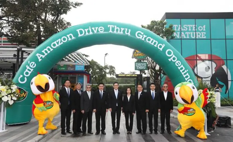 Mr. Auttapol Rerkpiboon, Chief Operating ...