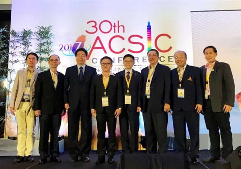 นายนิธิศ มนุญพร กรรมการและผู้จัดการทั่วไป...