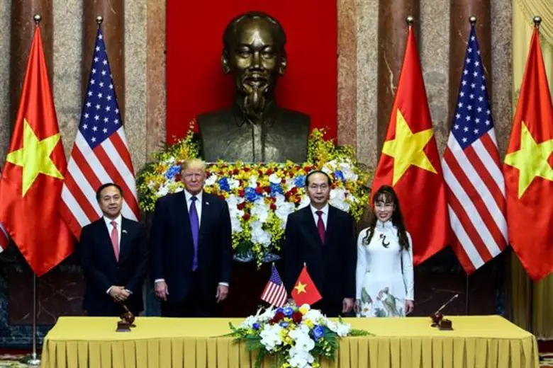 สายการบินเวียตเจ็ท และ แพรทท์ แอนด์ วิทนี...