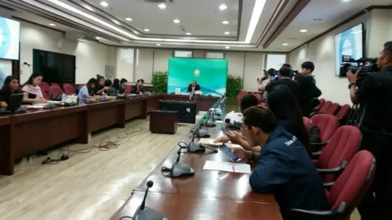 แถลงข่าวต่อสื่อมวลชนประจำสัปดาห์ ชวนท้าลมหนาวในแดนผู้กล้า ชมพฤกษาบนภูสูง ในงาน "ห่มหมอกกอดหนาว ดูดาวบนภู" ณ สวนพฤกษศาสตร์บ้านร่มเกล้า พิษณุโลก