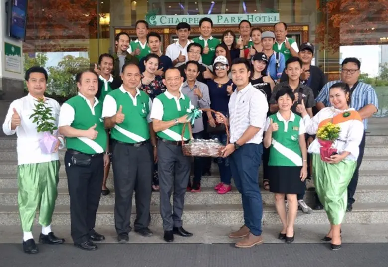 ชาตรี นุ้ยประสิทธิ์ รองผู้จัดการใหญ่ โรงแ...