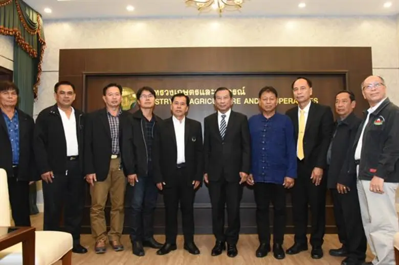 พลเอกฉัตรชัย สาริกัลยะ รัฐมนตรีว่าการกระท...