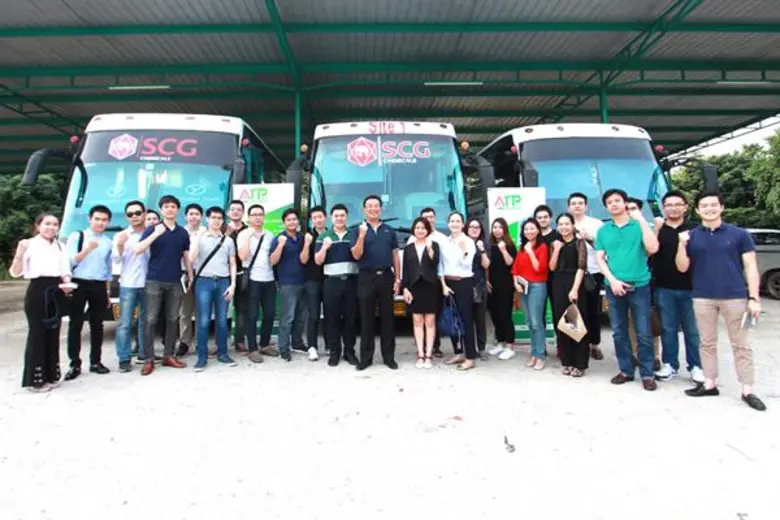 นายปิยะ เตชากูล กรรมการผู้จัดการ บริษัท เ...