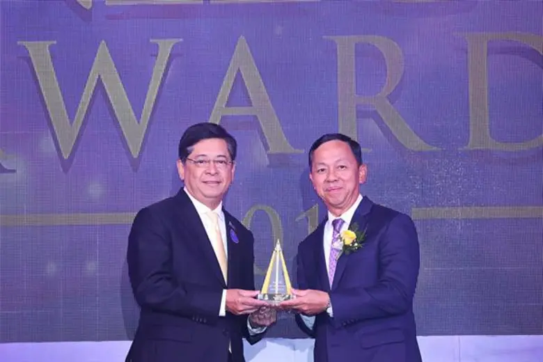 นายเทวินทร์ วงศ์วานิช ประธานเจ้าหน้าที่บร...