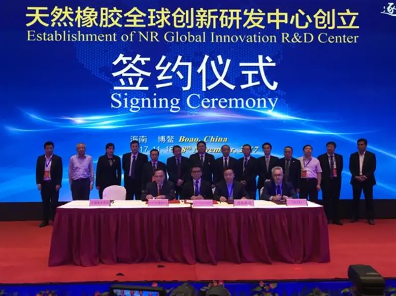 ช่วงปลายสัปดาห์ที่ผ่านมา ดร.ธีธัช สุขสะอา...