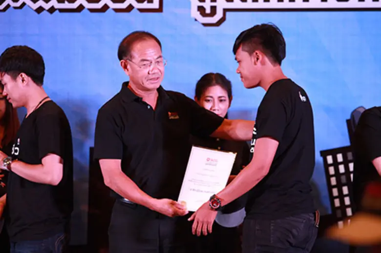 มูลนิธิเอสซีจีจัดพิธีมอบประกาศนียบัตรให้นักเรียนทุนอาชีวะฝีมือชน คนสร้างชาติ รุ่นที่ 1 เตรียมความพร้อมอาชีวะฝีมือชน สู่โลกการทำงาน