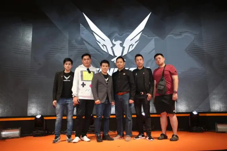 ฟีนิกซ์ทีวี โดย บริษัท บลูฟีนิกซ์ ดิจิตัล...