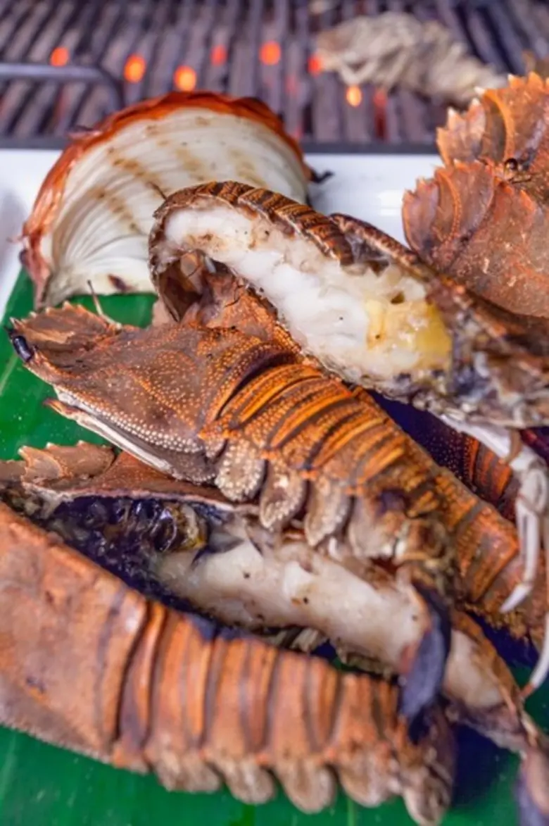 โรงแรมดุสิตธานี พัทยา ขอเชิญคนรักซีฟู้ดมา...