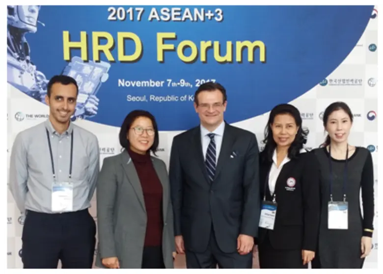 ดร. กิตติยา เอ็ฟฟานส รองผู้อำนวยการสถาบัน...