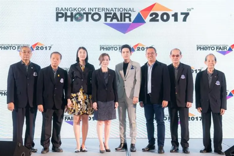 นายวุธินันท์ สุวิมลพันธุ์ (ที่ 3 จากขวา) ...