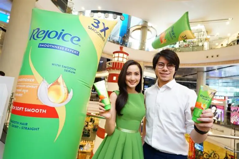 รีจอยส์ (Rejoice) แบรนด์ผลิตภัณฑ์ดูแลเส้น...