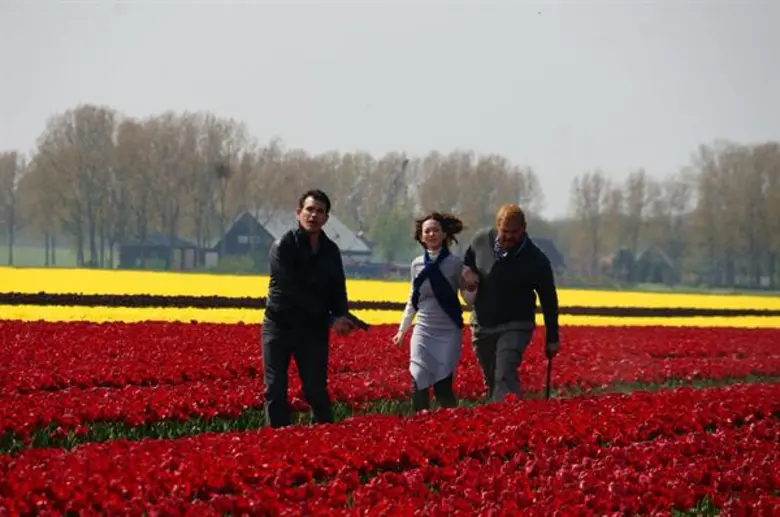 เรื่องราวกำลังเข้มข้นแต่ความหวานก็ไม่เคยลดลง อย่าพลาดติดตามชมนะคะ...ละครจากฝีมือ ผู้กำกับฯ 4 แผ่นดิน ดอม-ส้ม หวานสะท้านทุ่ง “ทิวลิปทอง” ครั้งแรกกับช่อง 7 สี