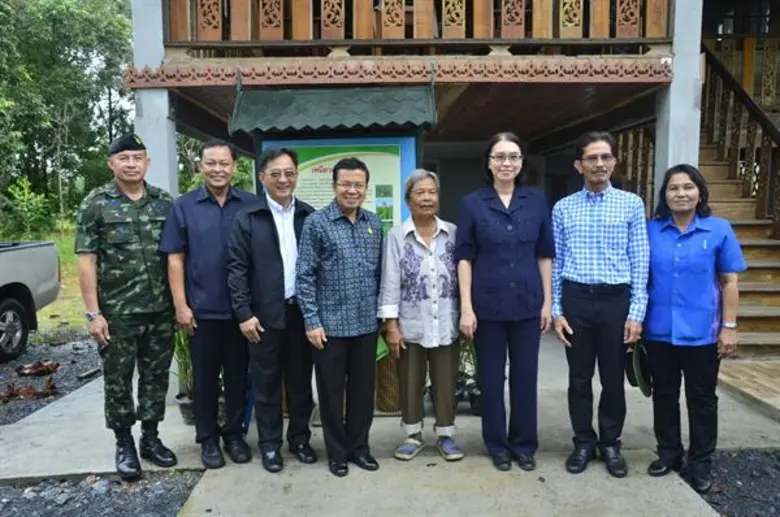 นางสาวชุติมา บุณยประภัศร รัฐมนตรีช่วยว่าก...