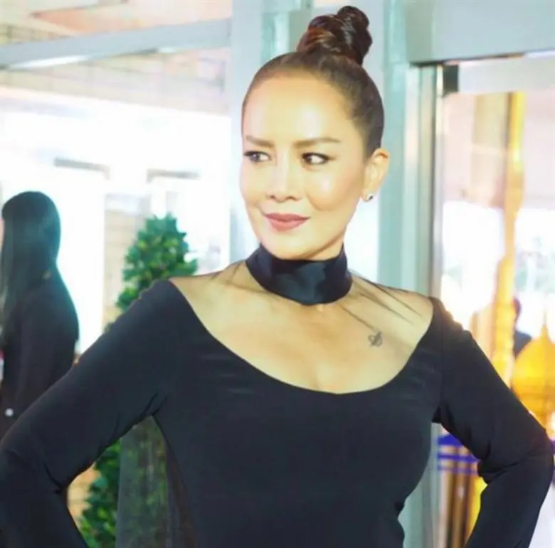 ต่าย – เพ็ญพักตร์ ศิริกุล ชวน ต้อย- เศรษฐ...