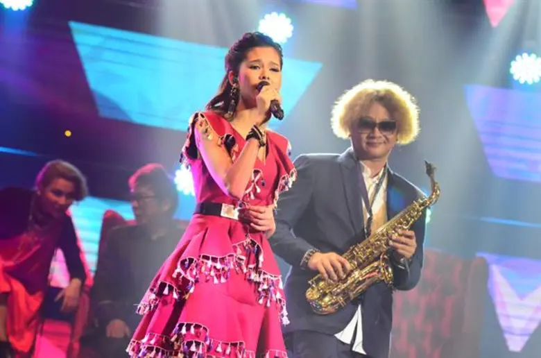 ทีวีไกด์: รายการ “Re-Master Thailand” “ฟอร์ด-จั๊ก” ครวญเพลง “นิว-จิ๋ว” “ไข่มุก&ดาว-ณัฐภัสสร” Re-Master เพลง “บิลลี่ โอแกน”