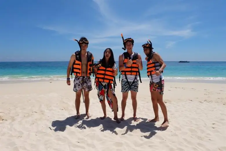 สัปดาห์นี้แก๊งโตแล้วจะพาแฟนๆ ไปเที่ยวทะเล...