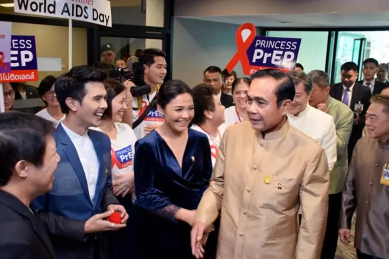 นายแพทย์สุวรรณชัย วัฒนายิ่งเจริญชัย อธิบด...