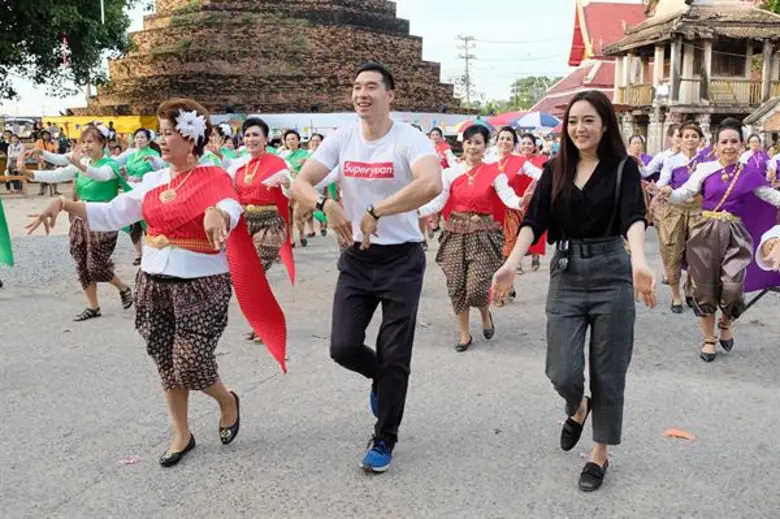 ทีวีไกด์: รายการ “ตลาดเด็ดประเทศไทย” “หยวน-กวินรัฏฐ์” กุมมือ “แก้มบุ๋ม-ปรียาดา” พาฟิน พร้อมหลงเสน่ห์!!! จังหวัดพิษณุโลก ใน “ตลาดเด็ดประเทศไทย”