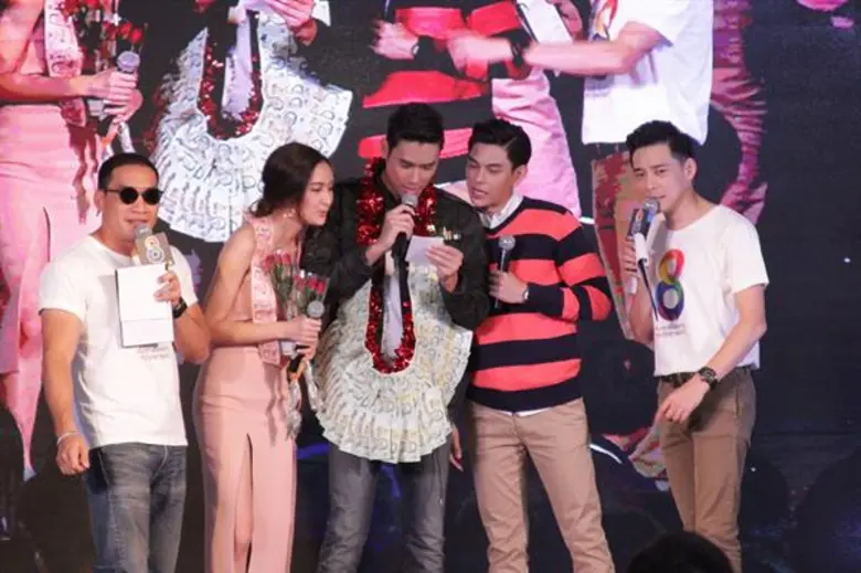 สถานีโทรทัศน์ ช่อง 8 ดิจิตอลทีวี ย้อนความ...