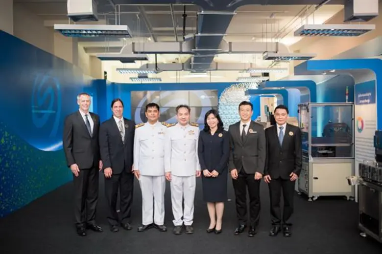 Mr. Mark Edward Re, 2nd left, Senior Vice...