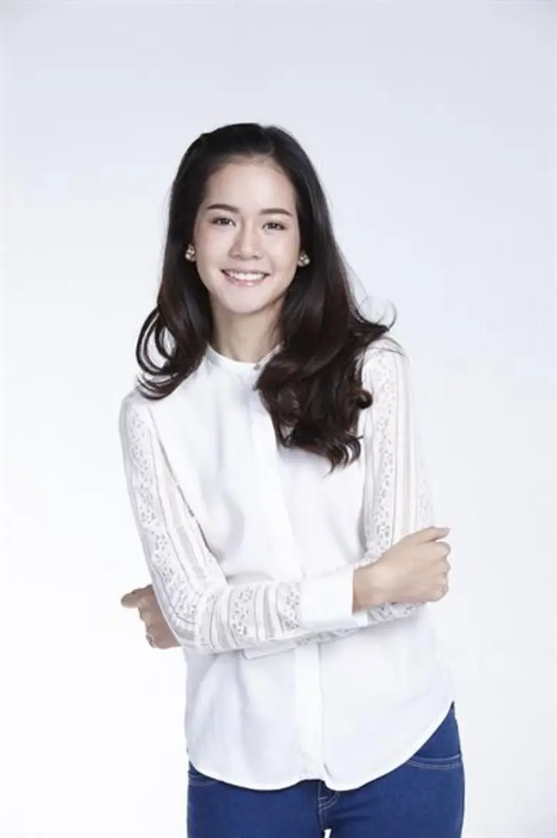 ก่อนจะชมละคร "หงส์เหนือมังกร" ตอนแรก ในคื...