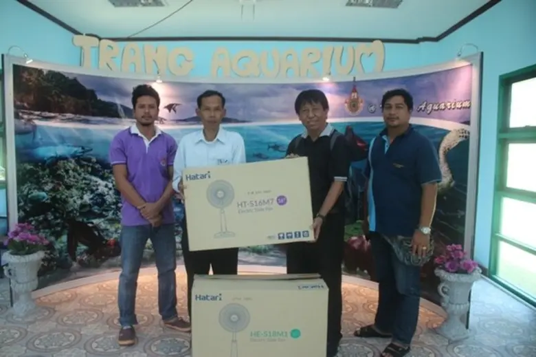 นายอำเภอสิเกาเข้าเยี่ยมชมพิพิธภัณฑ์สัตว์น้ำฯ เพื่อวางแผนนำของดีสิเกาไปจัดในงานฉลองรัฐฯ