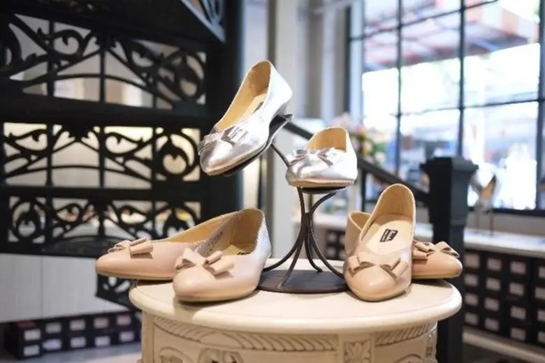 รองเท้าหนังแกะสวยๆ งานดีไซน์ดีๆ คุณภาพที่...