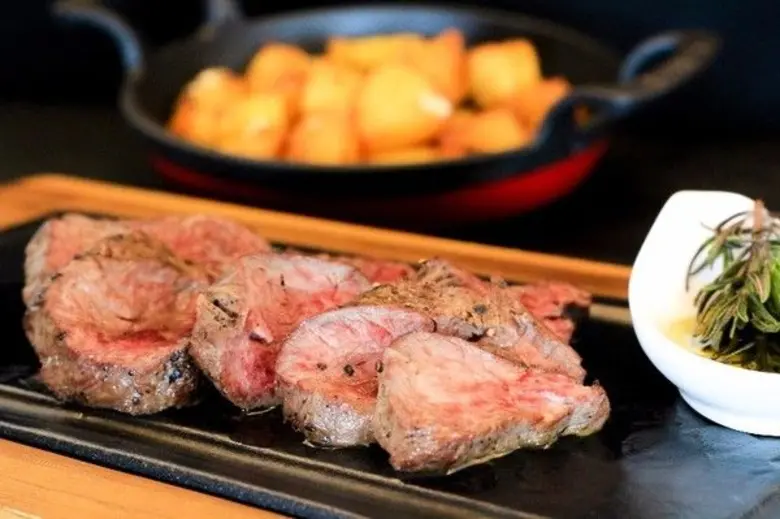 ลากริตต้านำเสนอเมนูเนื้อวากิวสูตรเด็ด