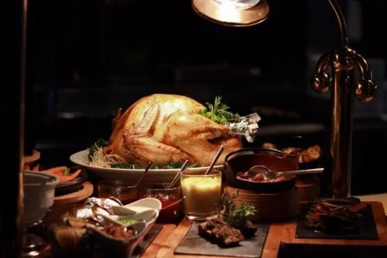 ต้อนรับเทศกาลแห่งการเฉลิมฉลอง ด้วยความสนุ...