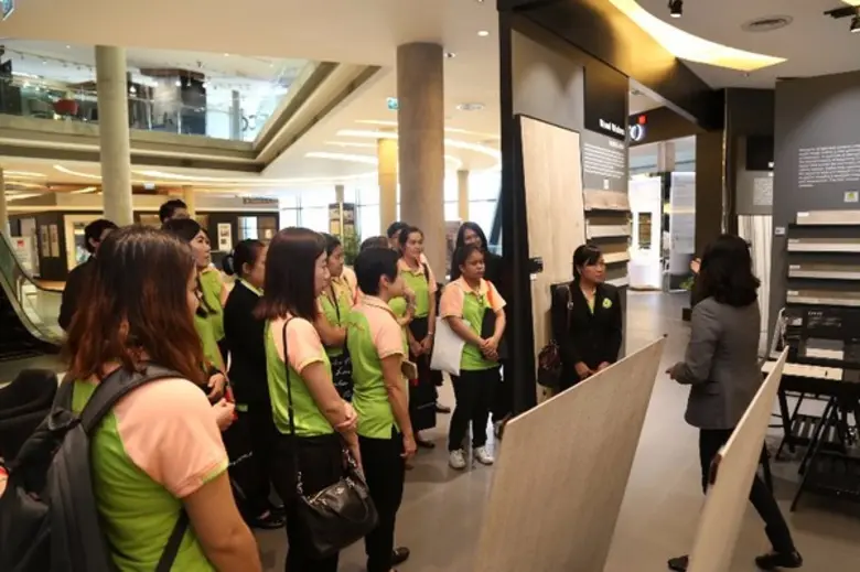 นางสาวนีระนารถ แจ้งทอง ผู้อำนวยการกองเคมี...