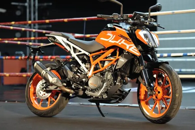 สิ้นสุดทุกการรอคอย เบิร์นรับเบอร์เปิดตัว “KTM 390 DUKE” โฉมใหม่ เอาใจสาวกสองล้อสายสตรีทพันธุ์ดุ