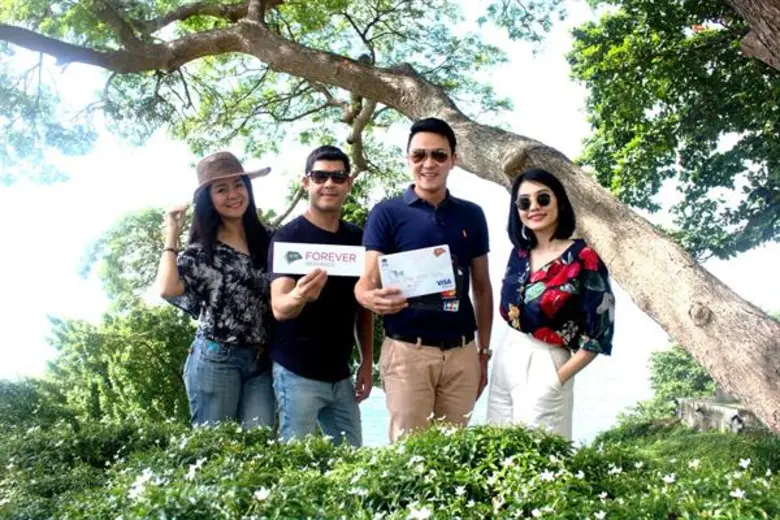 "เคทีซี" หรือ บริษัท บัตรกรุงไทย จำกัด (ม...