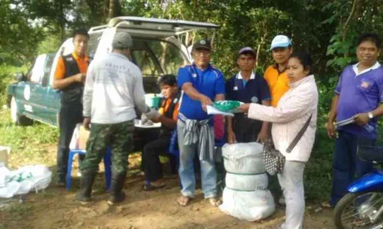 สคร.10 อุบลฯ ลงพื้นที่ค้นหาผู้ป่วยโรคมาลาเรียเชิงรุก ในพื้นที่ 3 อำเภอ 9 หมู่บ้าน จังหวัดศรีสะเกษ