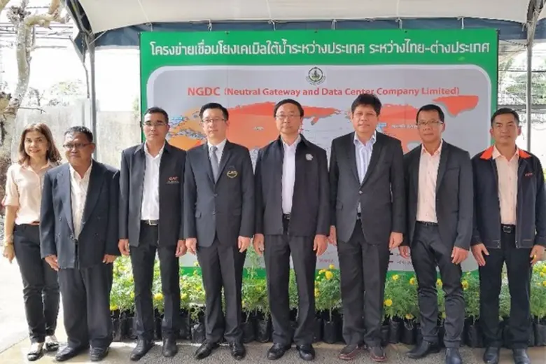 รมว.กระทรวงดิจิทัลฯ ลงพื้นที่ติดตามการดำเ...